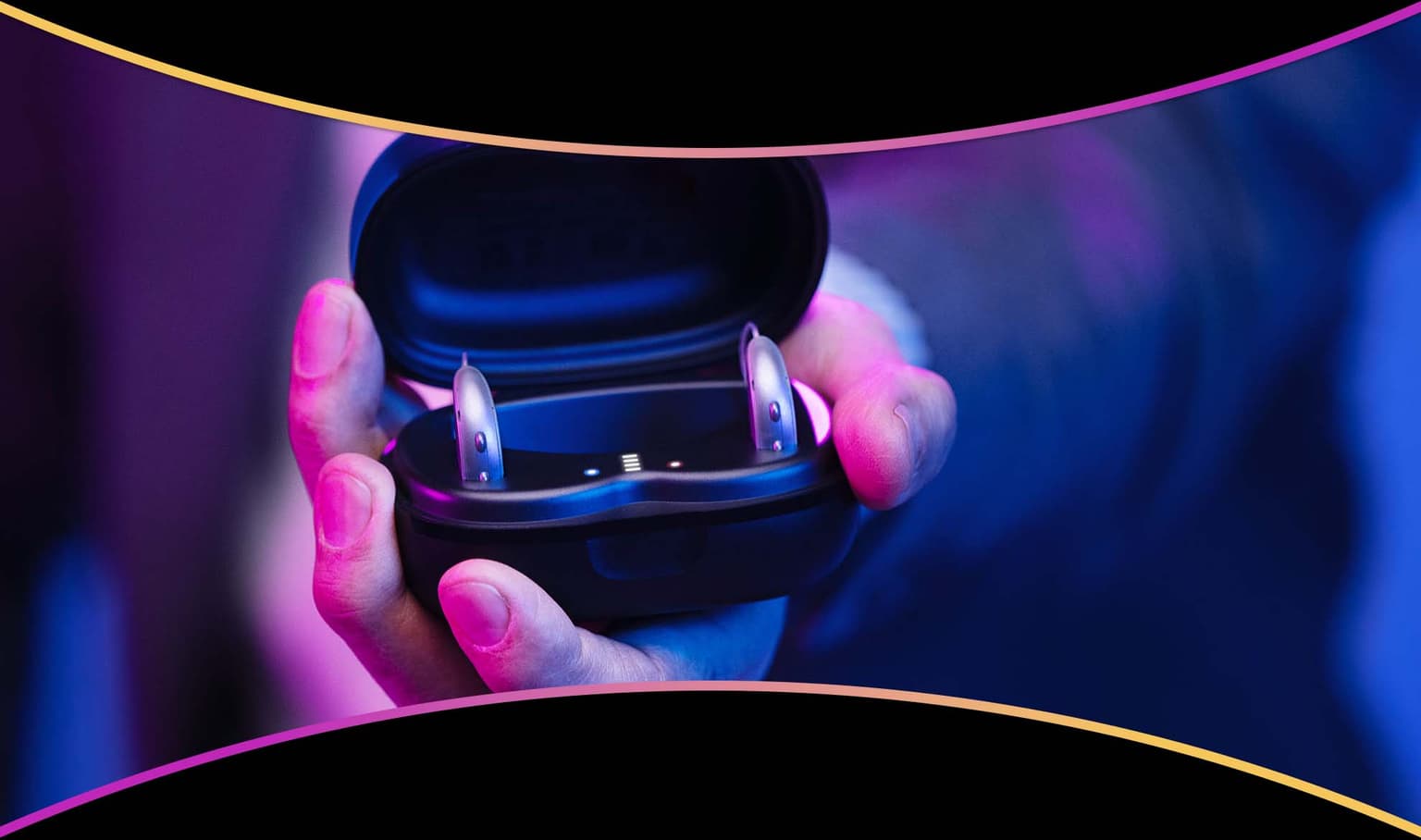 hero/genesis-plp-charger-lifestyle